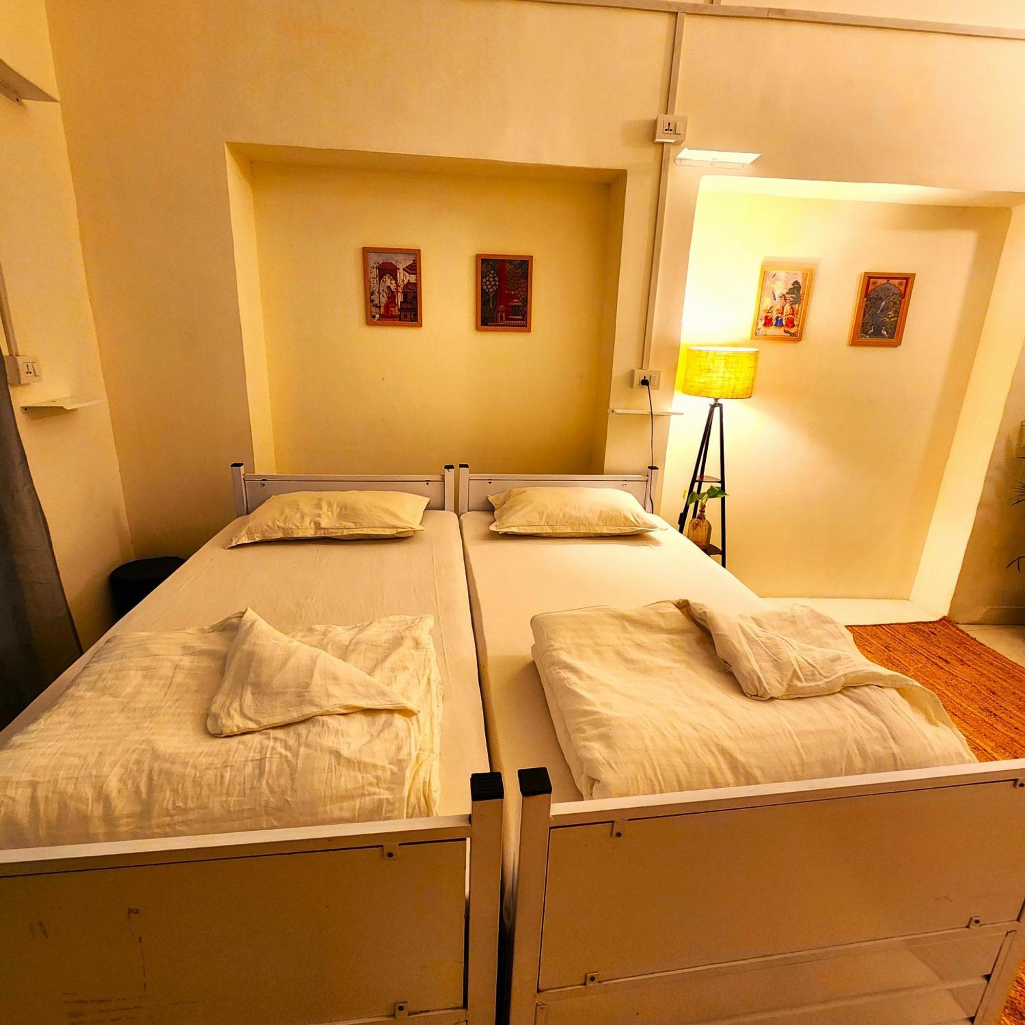 Hammock Hostels - Bandra Mumbai Exterior photo